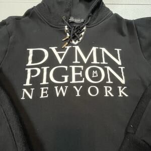 Damn Pigeon New York Black Hoodie Sweatshirt Hip hop Sweetwear Size Large Laceup